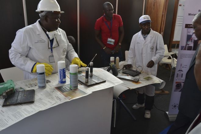 Feirantes em Ciência, Tecnologia e Inovação, em Luanda (FOTO DO CDI/MINCT)